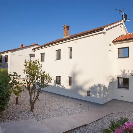 Grey Soul Villa *